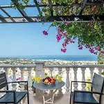 - Sleeps 10 - Parking - Garden - Pool * Χερσόνησος