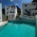 - Sleeps 10 - Parking - Garden - Pool Διαμέρισμα *