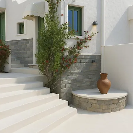 - Sleeps 10 - Parking - Garden - Pool * Hersonissos (Crete)